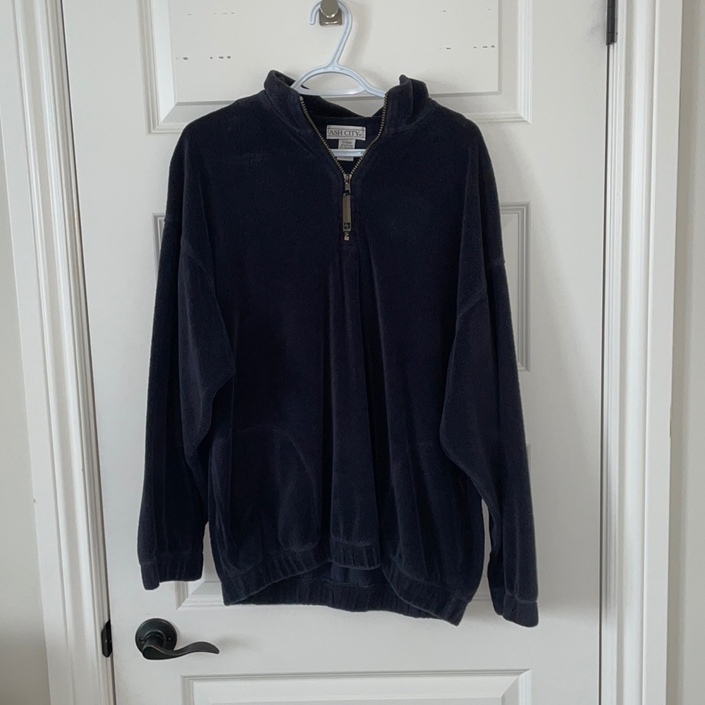 Men’s navy blue quarter zip